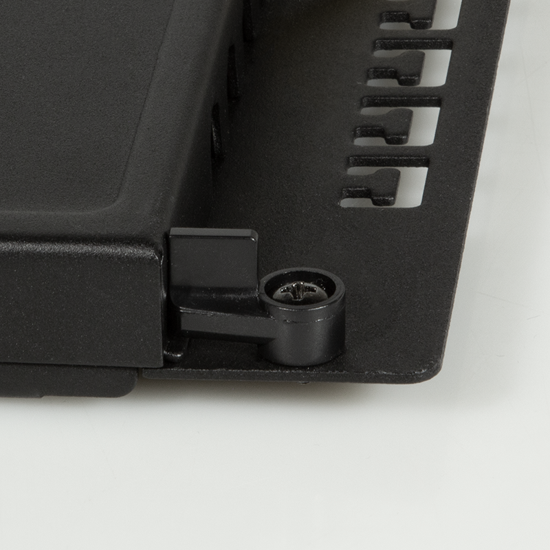 LogiLink Patchpanel Cat.6A – 8-Port RJ45, geschirmt, kompakt für Wand- & Desktopmontage, PoE/PoE+/PoE++, Schwarz (RAL 9005)